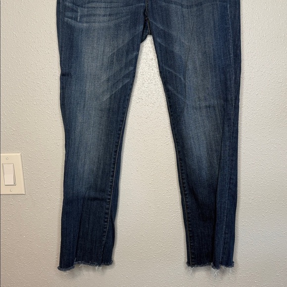 Lucky Brand Women's Regular Inseam Vtg Straight Crop Low Rise Jeans Size 8 - Picture 4 of 6